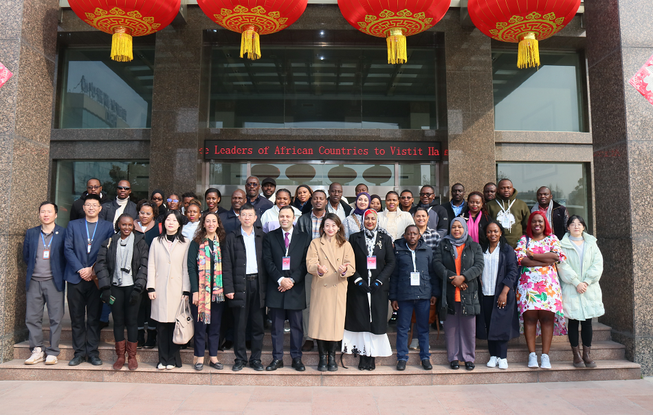 Representatives from eight African countries visited Hailir